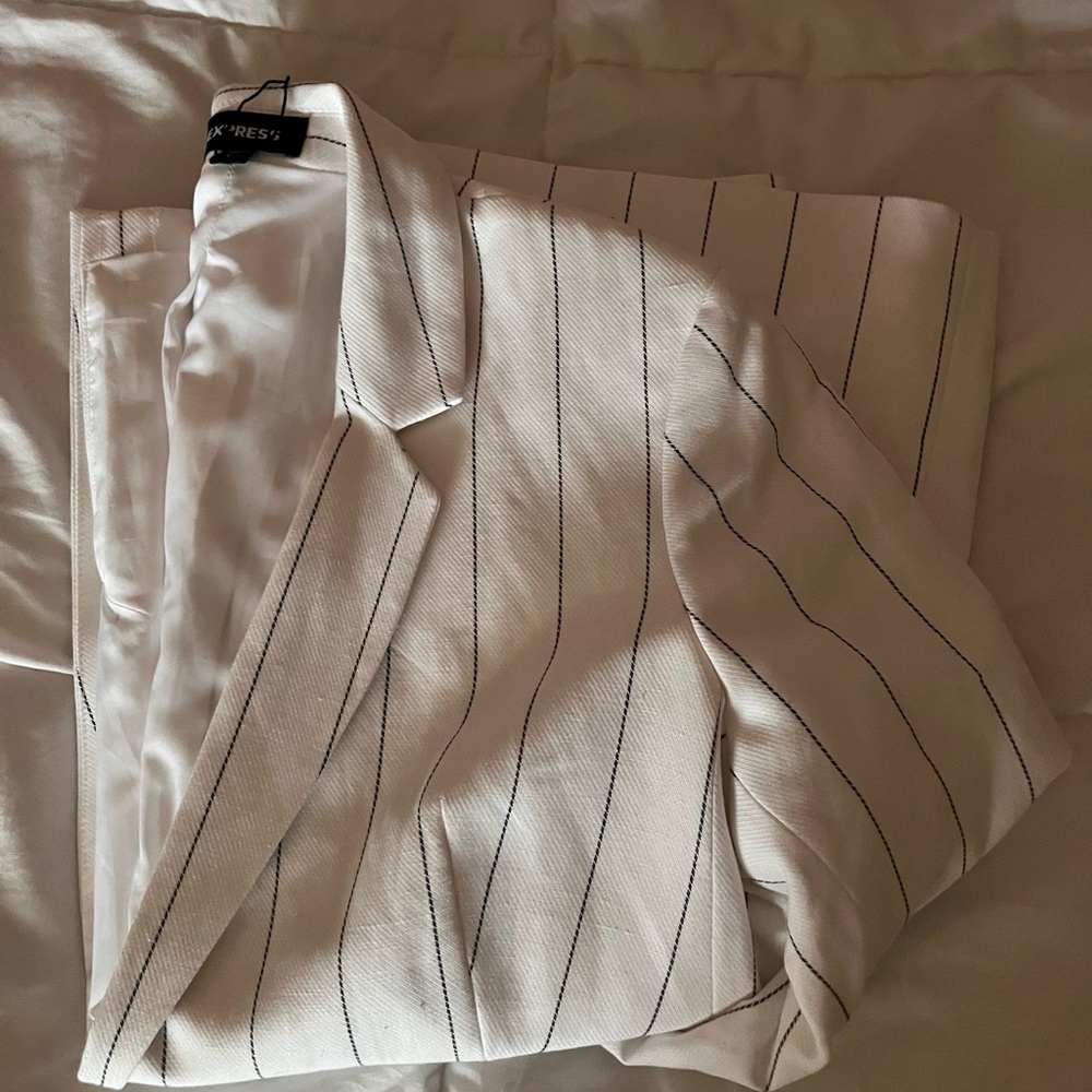 Express pin stripe Blazer Women’s